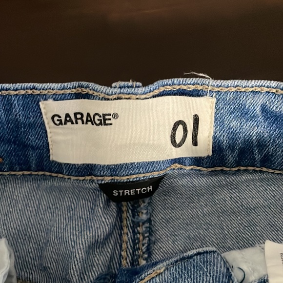 Preloved - Picture 2 of 4